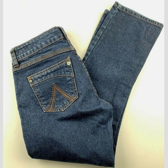 dELiA*s Morgan Dark Denim Capri Jeans - Picture 3 of 8